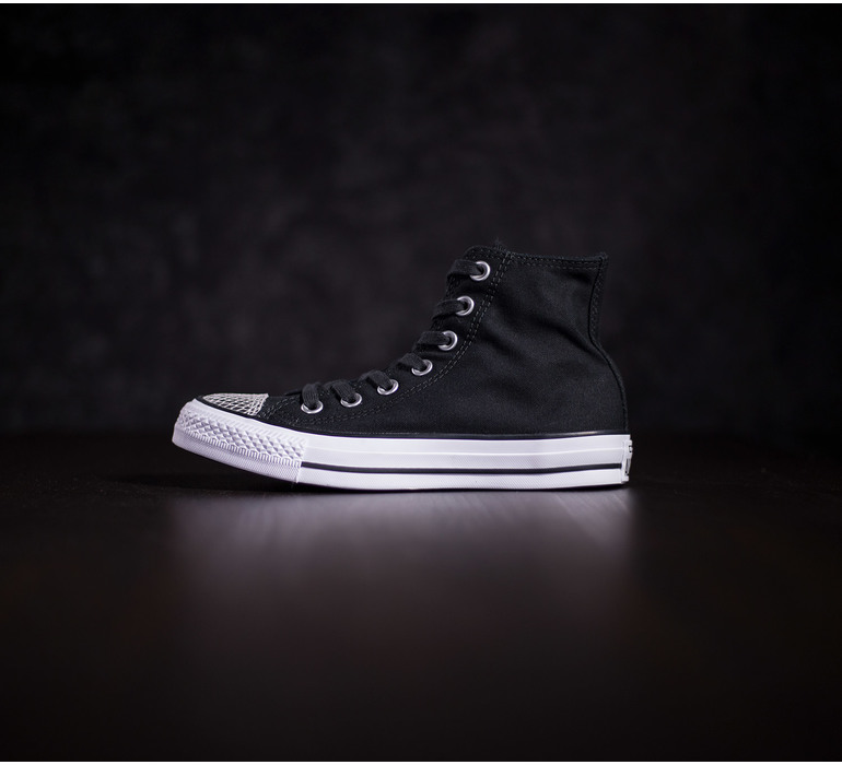 CHUCK TAYLOR ALL STAR