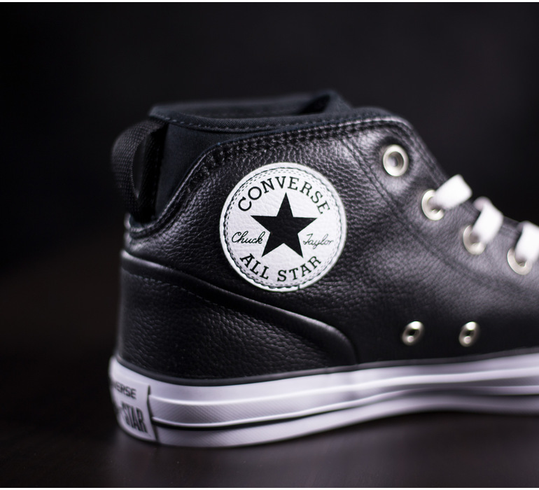 CHUCK TAYLOR AS STYLE