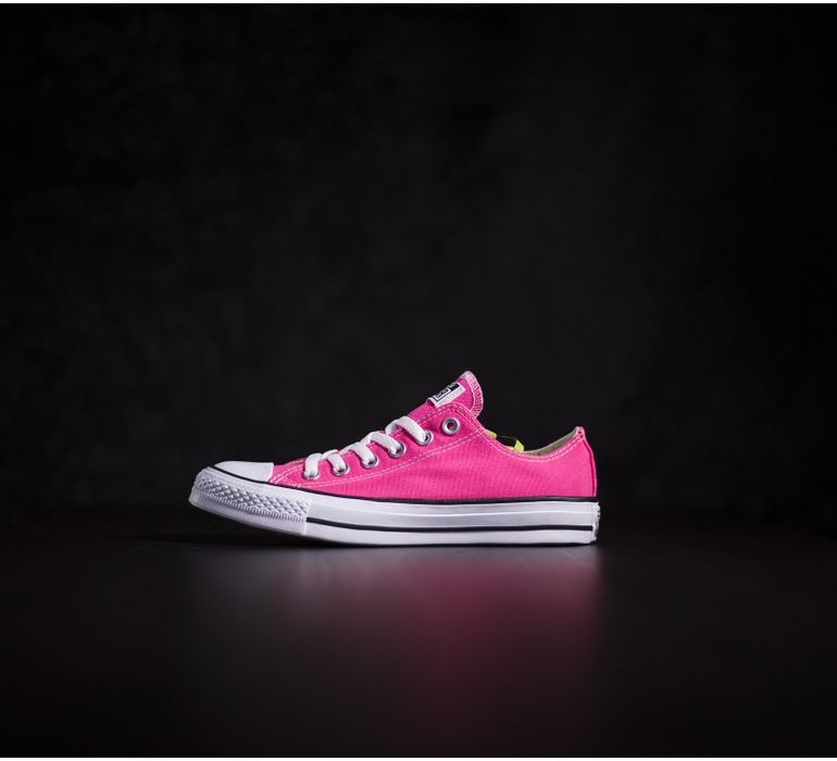 CHUCK TAYLOR ALL STAR