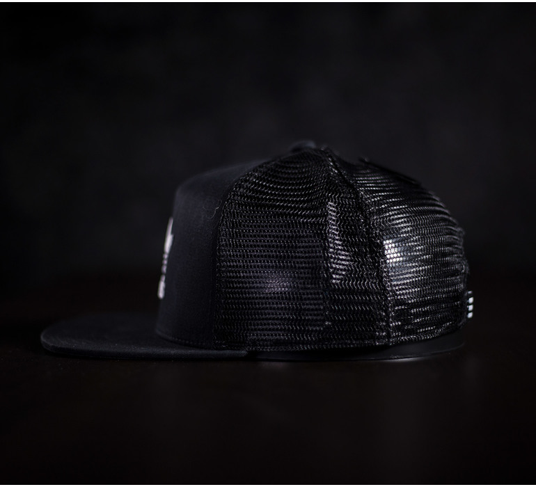 TREFOIL TRUCKER