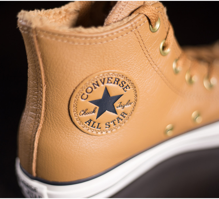 CHUCK TAYLOR ALL STAR