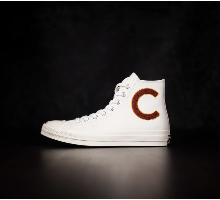 CHUCK TAYLOR ALL STAR