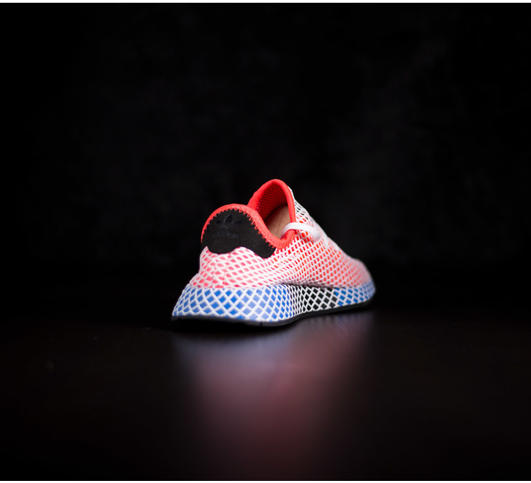 DEERUPT RUNNER