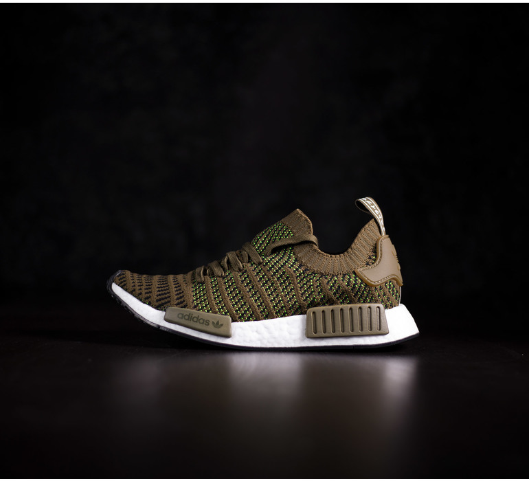 NMD R1 STLT PK