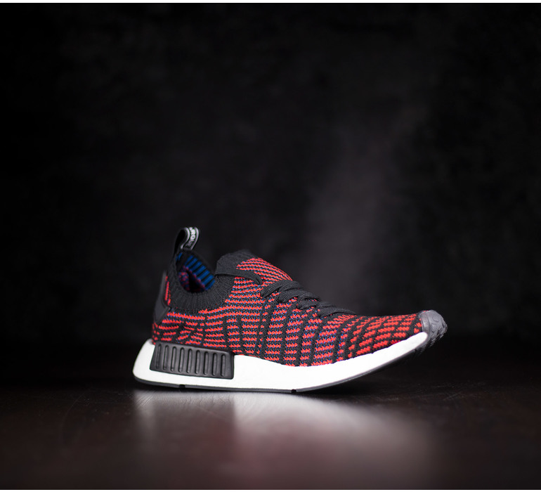 NMD R1 STLT PK