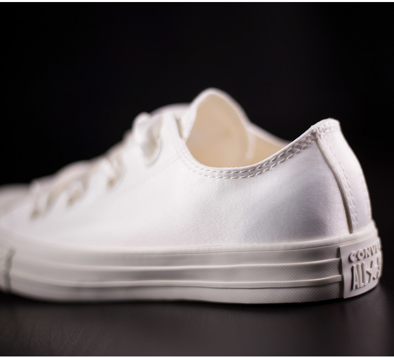 CHUCK TAYLOR ALL STAR BIG EYE