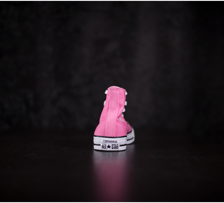 CHUCK TAYLOR ALL STAR