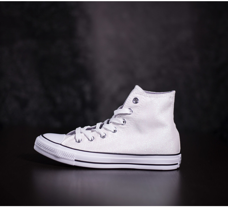 CHUCK TAYLOR ALL STAR