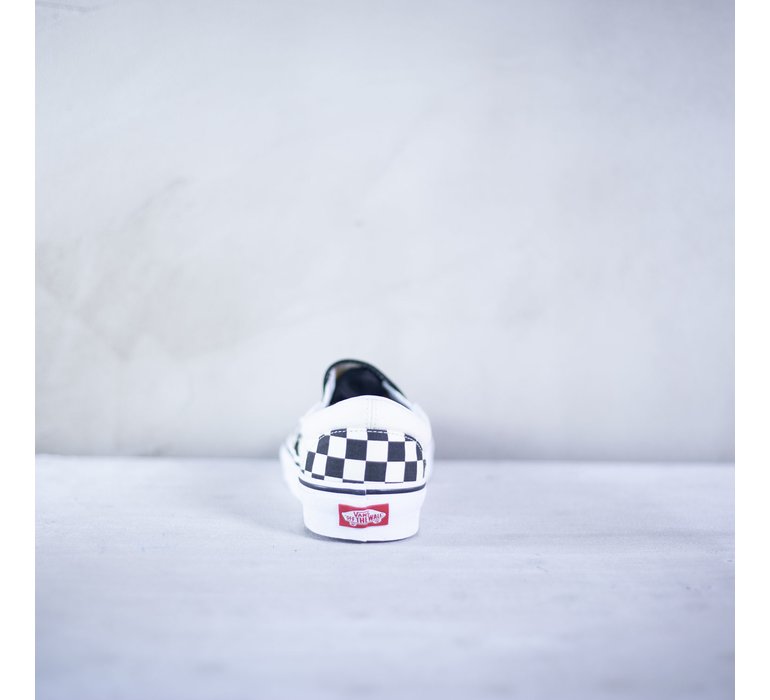 CLASSIC SLIP-ON