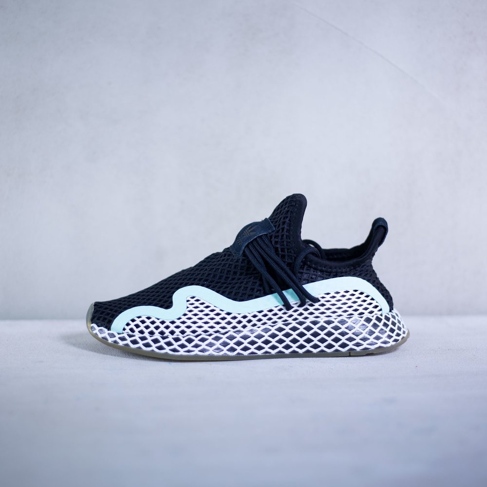 D mske t lov tenisky Deerupt S od zna ky adidas s iernym