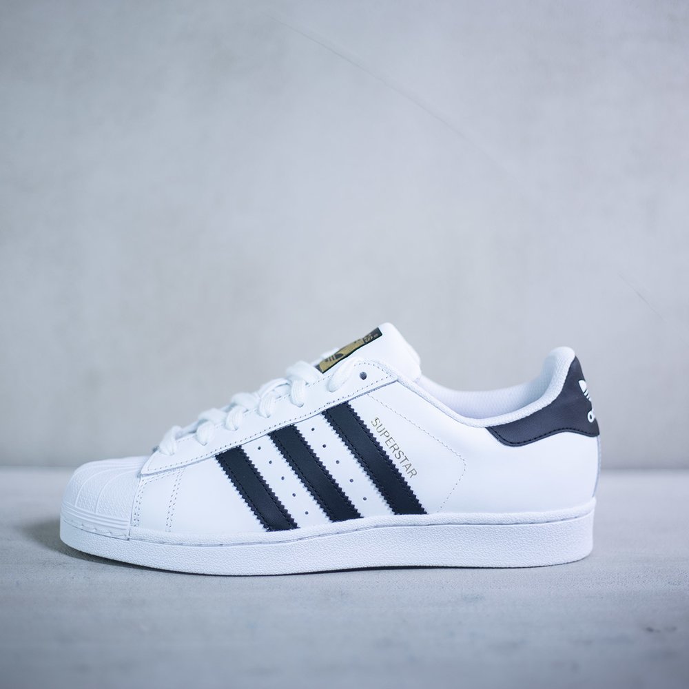 adidas gazelle silver green womens adidas Superstar Shoes White/Black/Green H06192