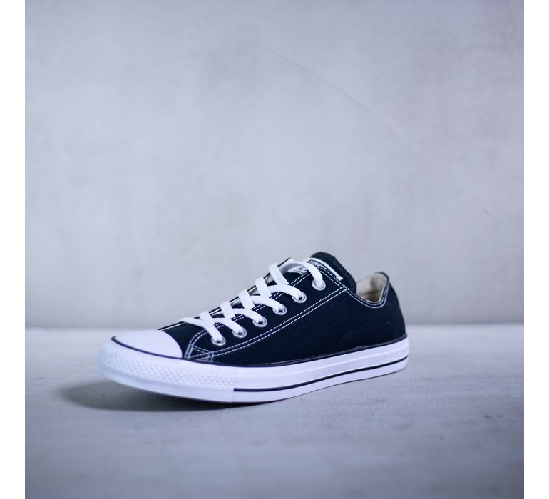 CHUCK TAYLOR ALL STAR