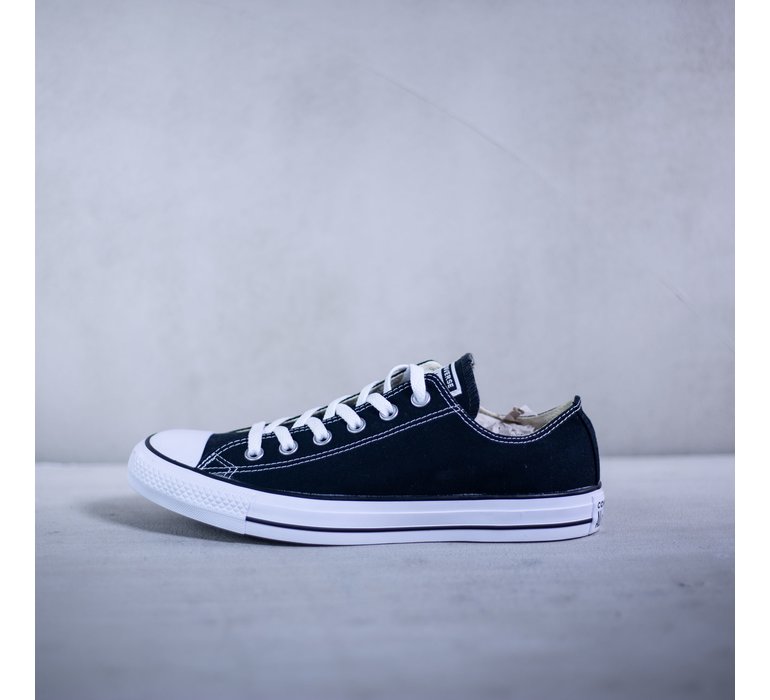 CHUCK TAYLOR ALL STAR