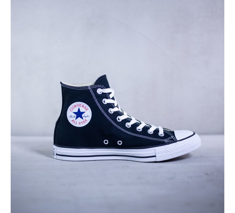 CHUCK TAYLOR