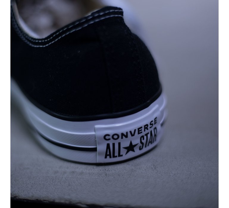 CHUCK TAYLOR ALL STAR