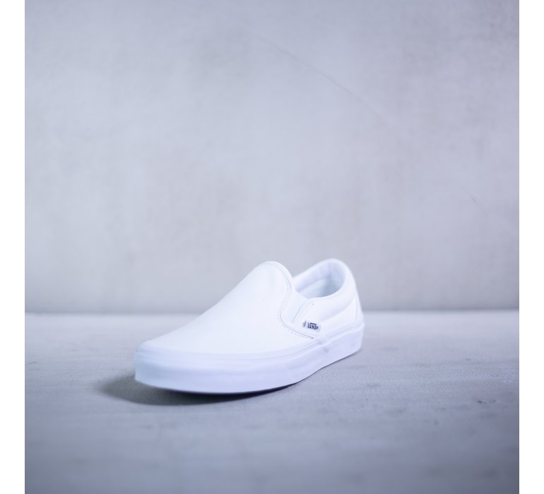 CLASSIC SLIP-ON