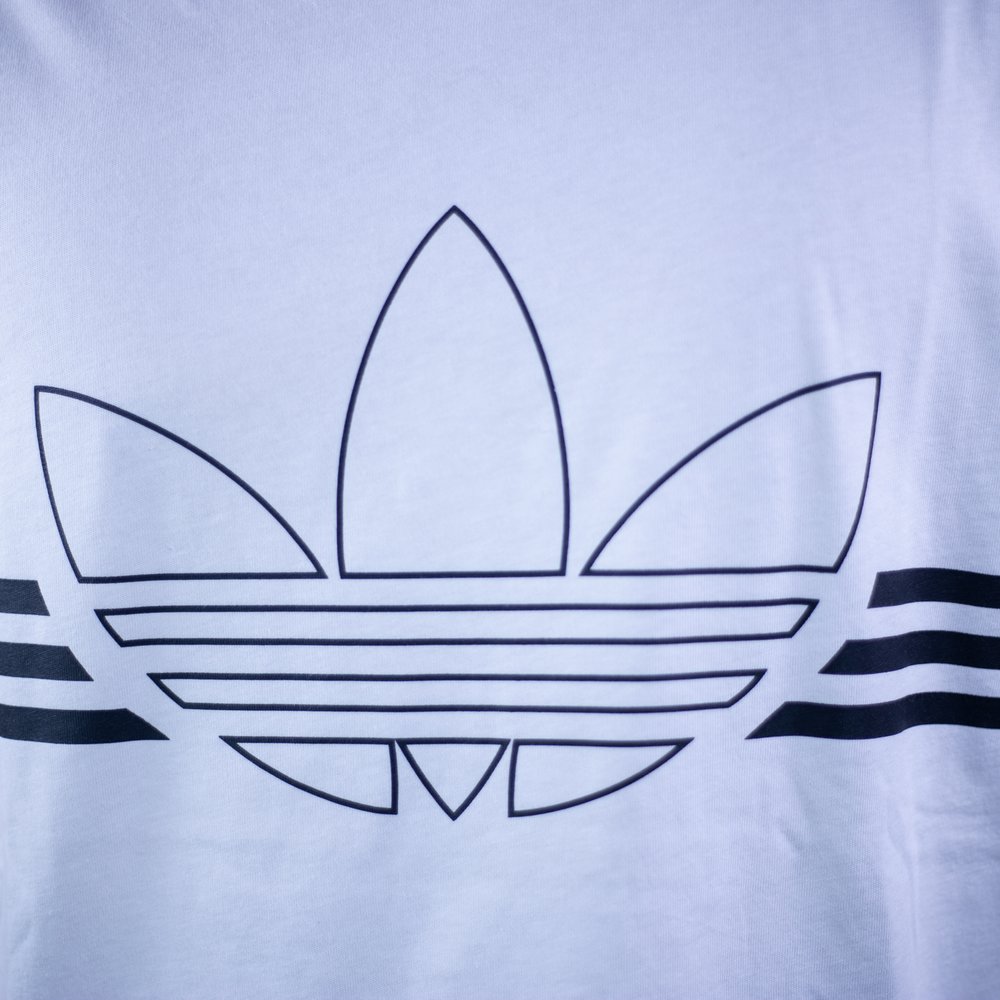 Pánske biele bavlnené tričko značky adidas Originals Outline TRF s