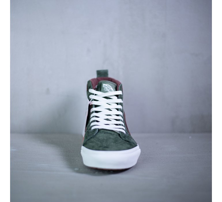 SK8-HI