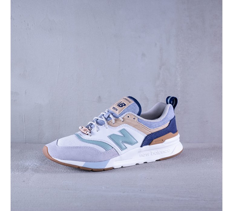 997