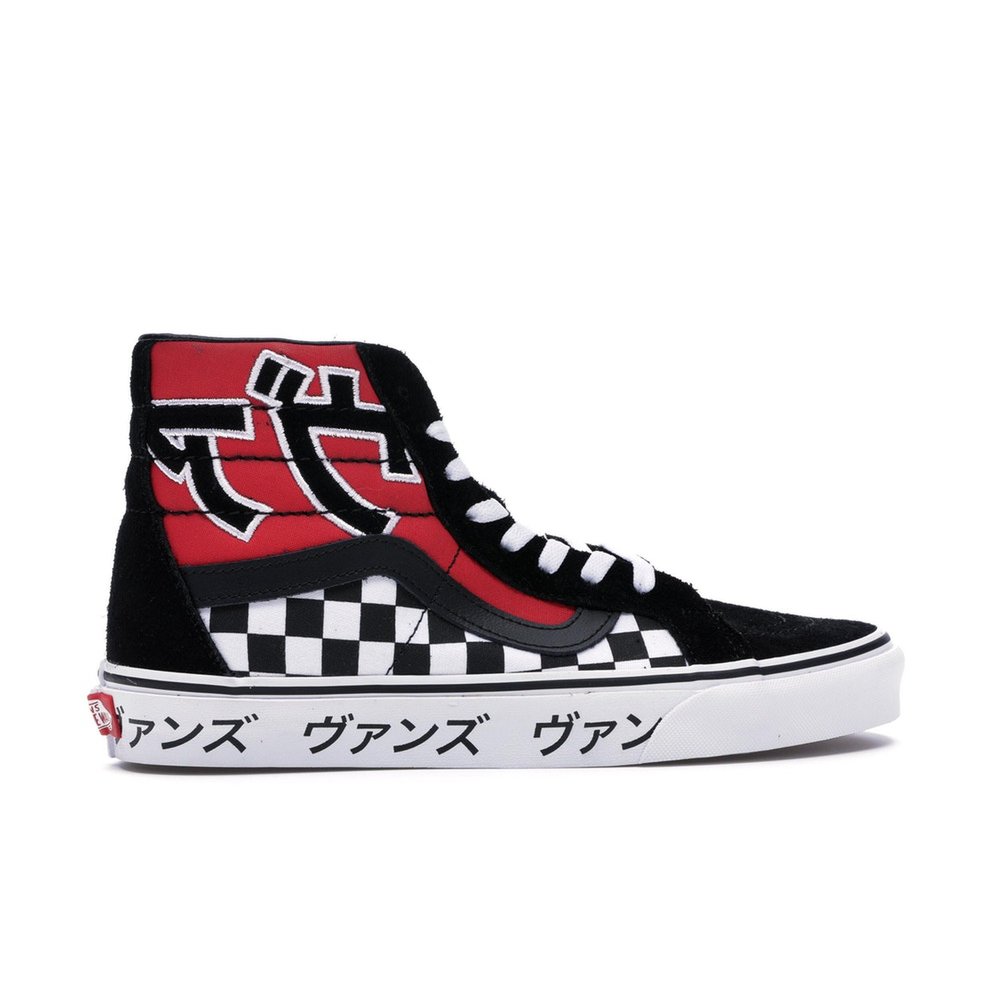 Pánske čierno-červené tenisky s kockovaným vzorom a čiernym japonským  nápisom na zvršku a na podrážke od značky Vans model Sk8 Hi - VN0A2XSBSJY1