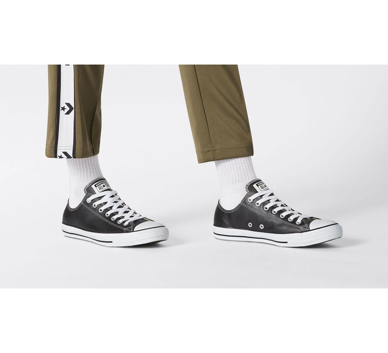 Converse Chuck Taylor Leather Black