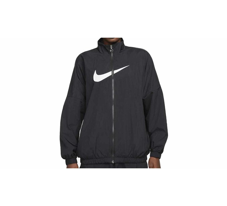 Nike Sportswear Essential