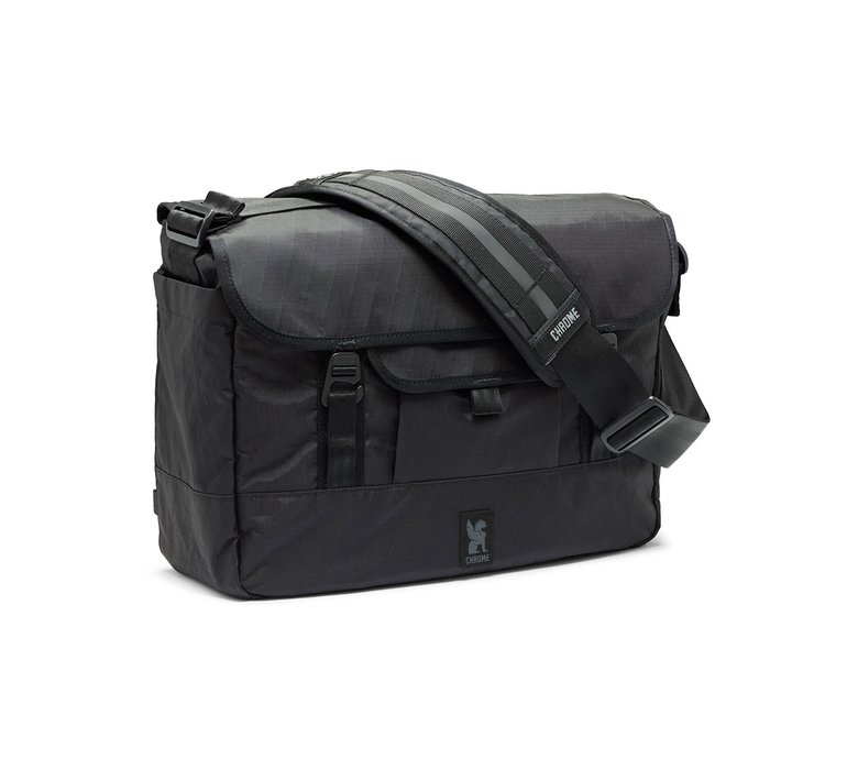 Chrome Midtown 20L Messenger